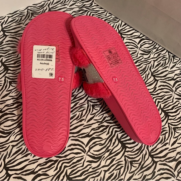 Juicy WAKE Bright Pink Slide Slipper Shoe NWT Size 7.5M and 11M JUICY COUTURE - Picture 7 of 9